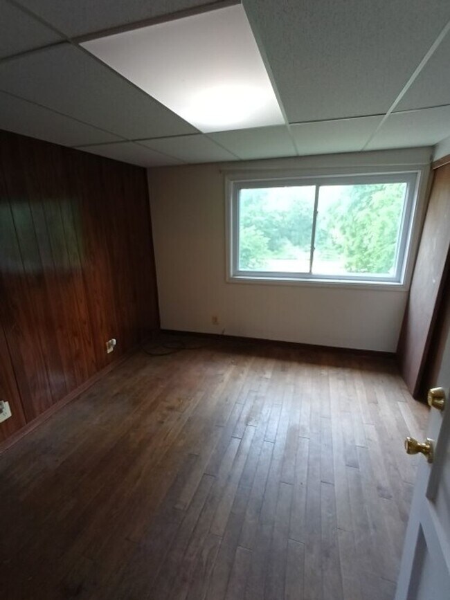 Building Photo - 31437 Alcona Ct
