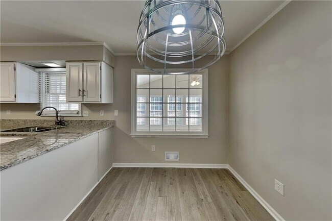 Building Photo - 4139 Westchester Crossing NE