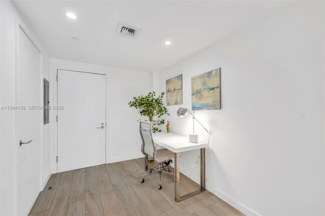 Building Photo - 1300 S Miami Ave