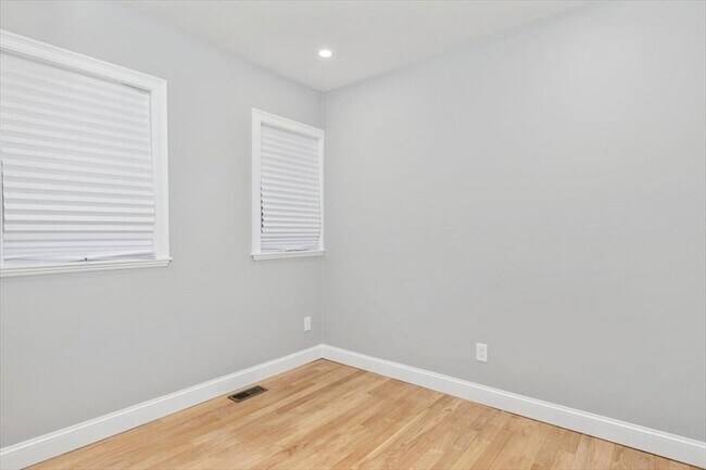 Building Photo - 755 Boylston St