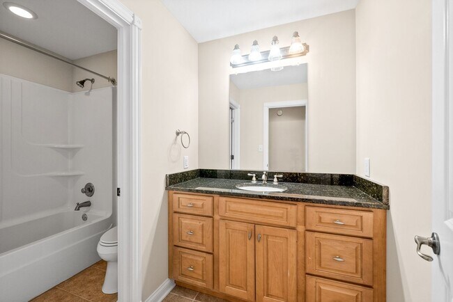 Building Photo - Gorgeous Upscale Home in the Gated Savanna...