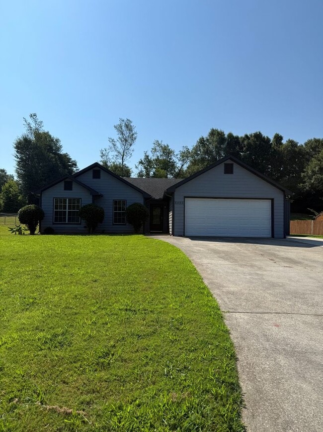 Primary Photo - 3 Bedroom 2 Bathroom Ranch Home