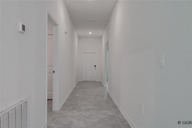 Building Photo - 1520 Brentwood Dr