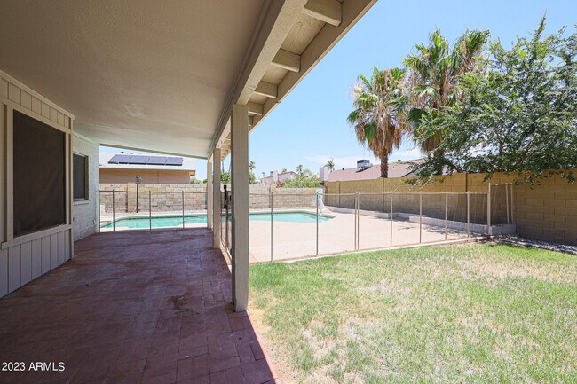 Building Photo - 6207 W Riviera Dr