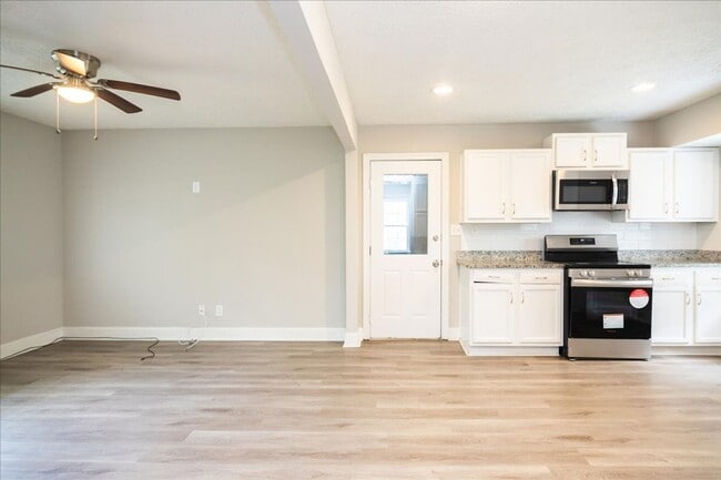 Building Photo - 3/2 Home in Cul-De-Sac w/ 2 Car Garage and Large Bonus Room