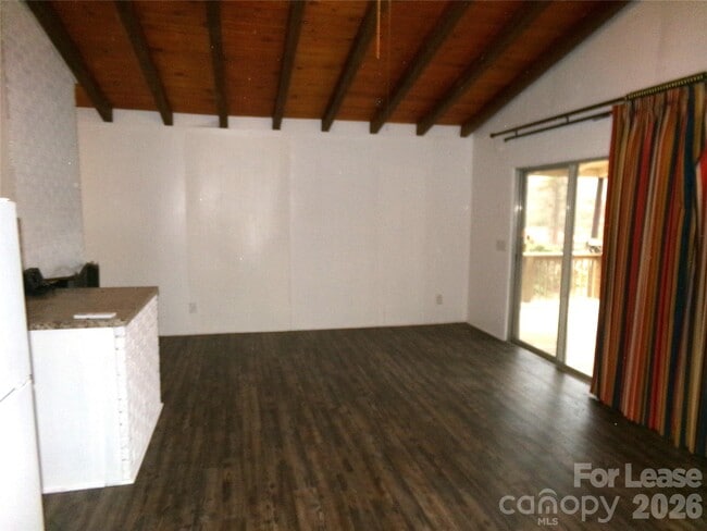 Building Photo - 869 Emerald Shores Rd