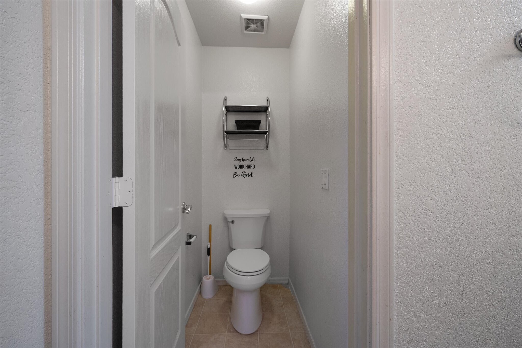 Building Photo - 7646 E Covina St