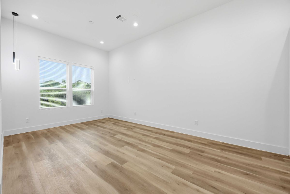 Building Photo - 6627 Katarani Dr