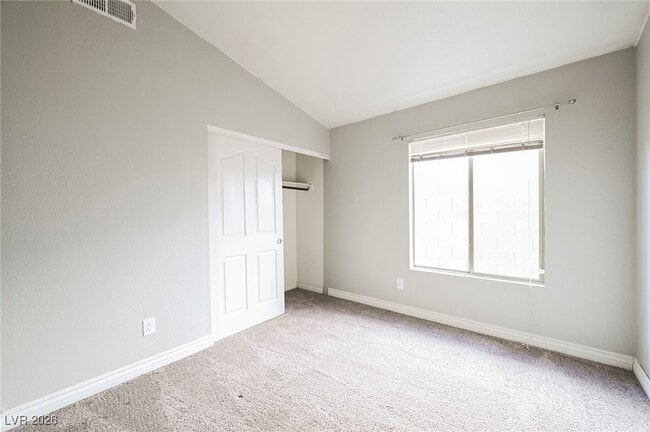 Building Photo - 875 Wallach Ave