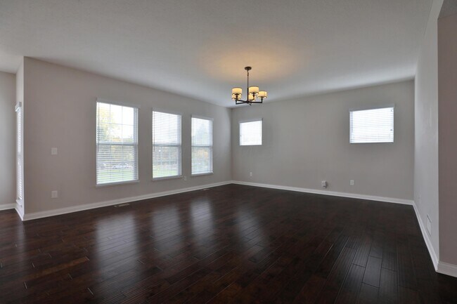Building Photo - 1412 Leesland Dr