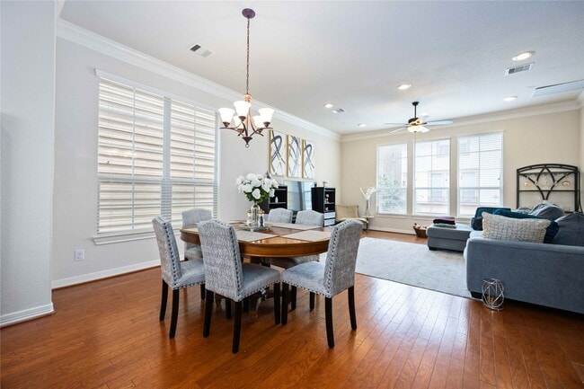 Building Photo - 3214 Clearview Cir