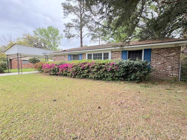 Building Photo - 106 Paradise Dr