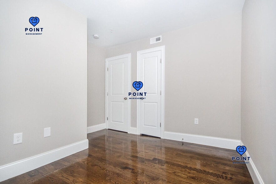 Building Photo - 220 Havre St