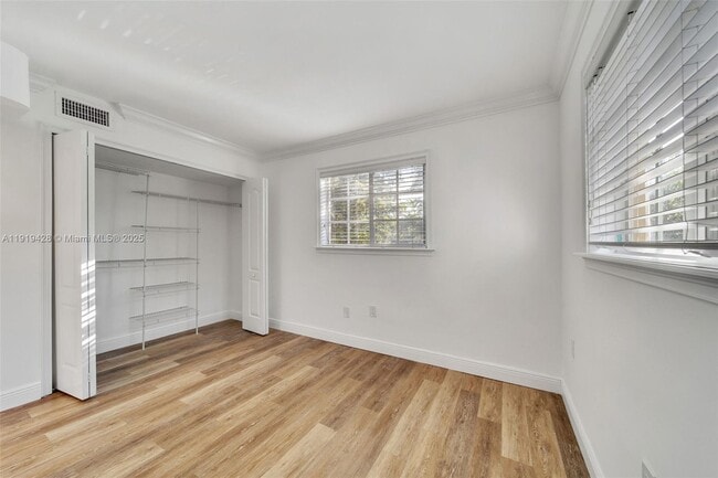 Building Photo - 3245 Virginia St