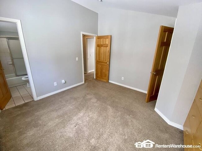 Building Photo - Perfect Townhome in the Boreas Pass Neighborhood