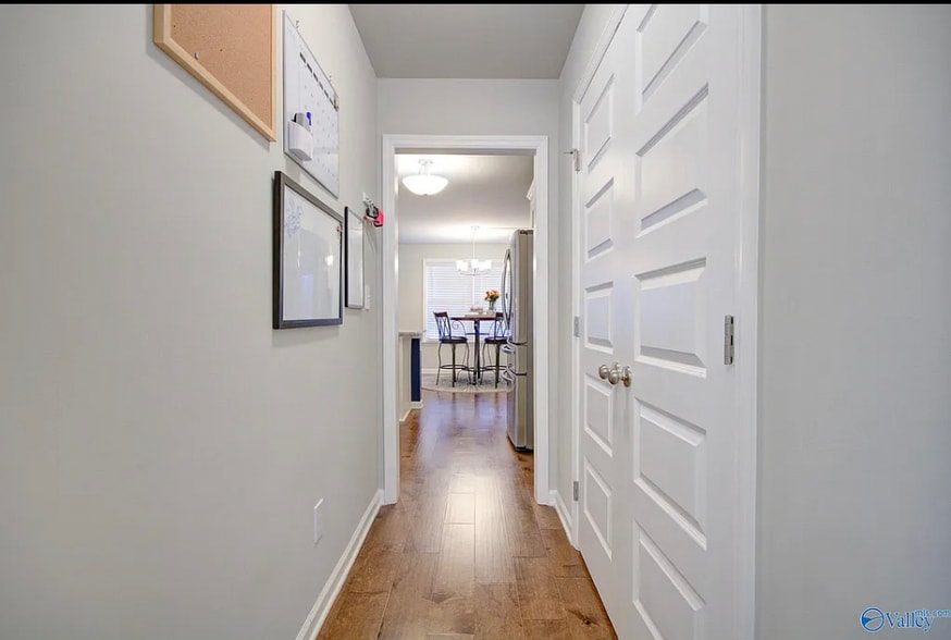 pantry hall - 291 Avebury Rd