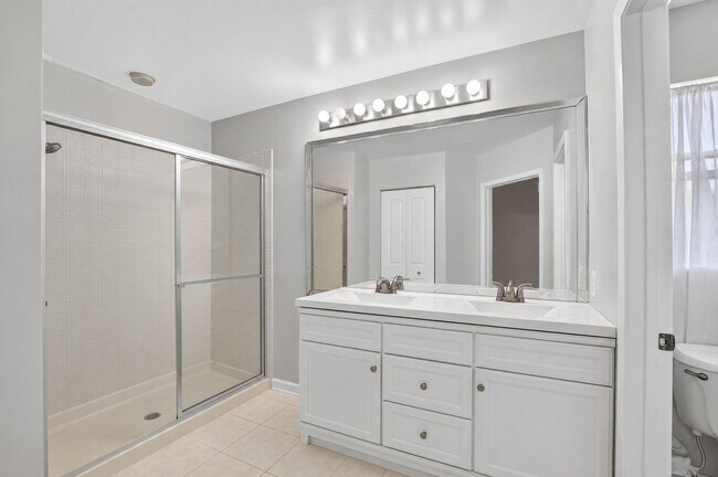 Building Photo - 5314 Sapphire Valley