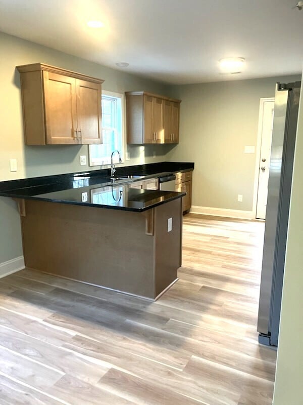 Building Photo - Brand New Beautiful Home with 2 car garage and appls!