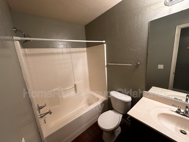 Building Photo - 11629 SW 11th St
