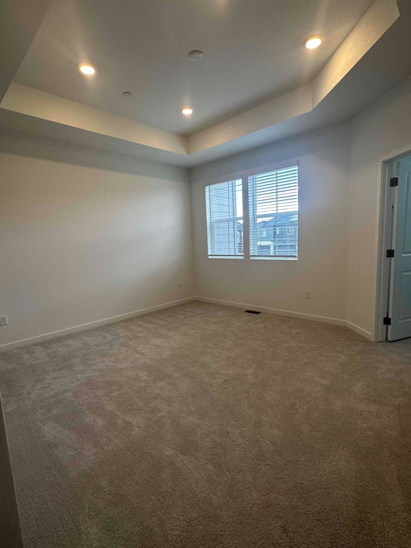 Building Photo - 5396 Euclid Dr