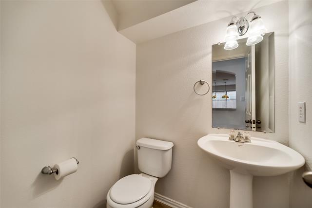 Building Photo - 819 Rushmore Dr
