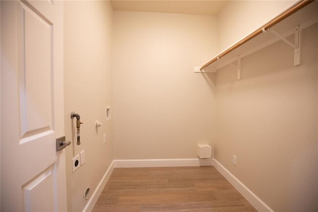 Building Photo - 11012 Alison Parke Trail
