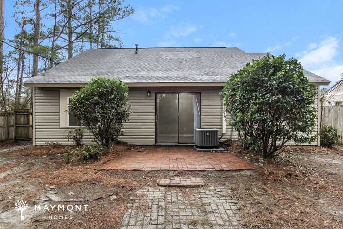 Building Photo - 228 Jadetree Dr