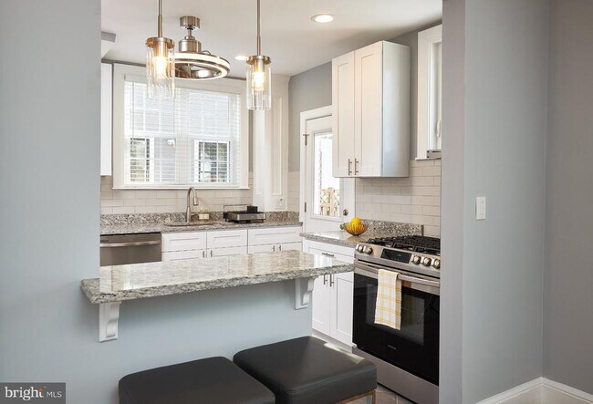 Building Photo - 4912 Brandywine St NW