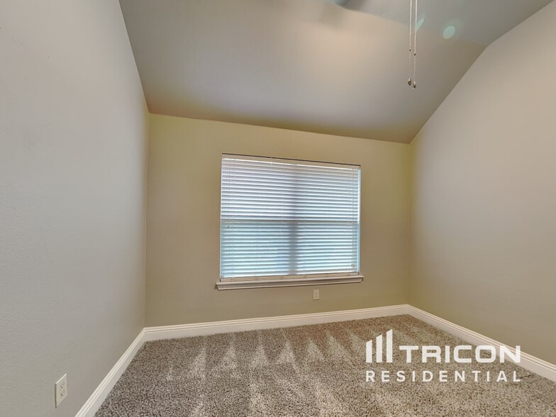 Building Photo - 3021 Marble Falls Dr