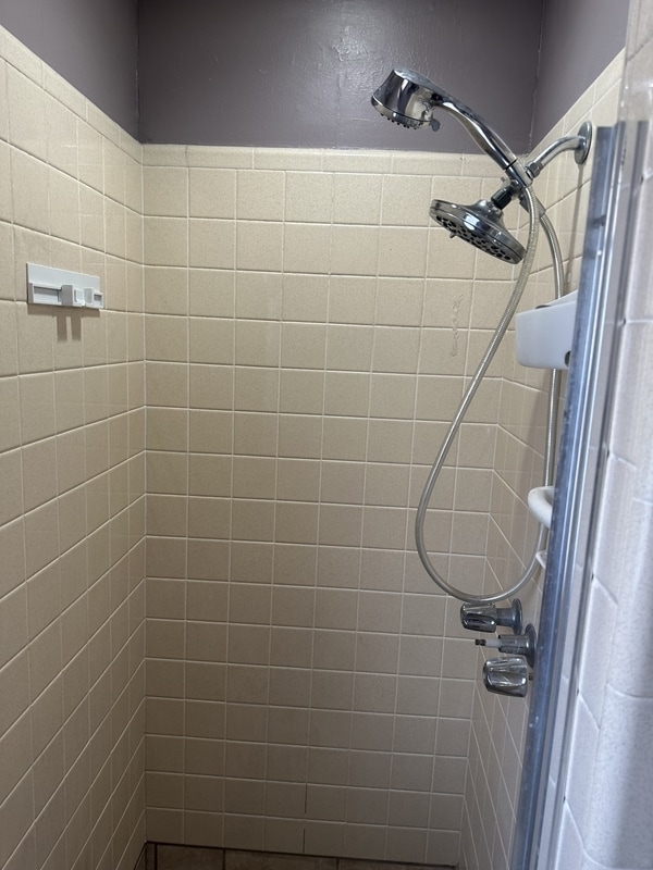 Building Photo - 406 North Main St