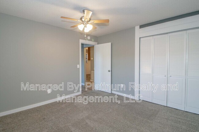 Building Photo - 1100 McDaniel Rd