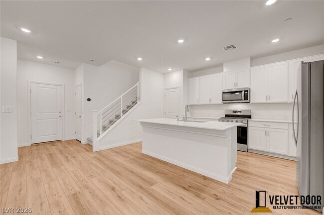 Building Photo - 2725 Luzzi Walk