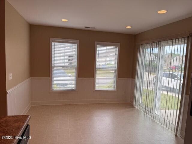 Building Photo - 17 Biscayne Dr