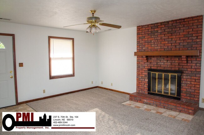 Building Photo - 3800/3802 Keith Cir