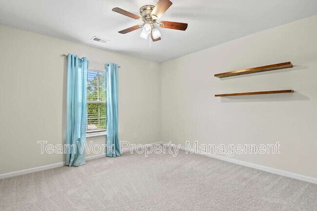 Building Photo - 126 Daniels Creek Cir