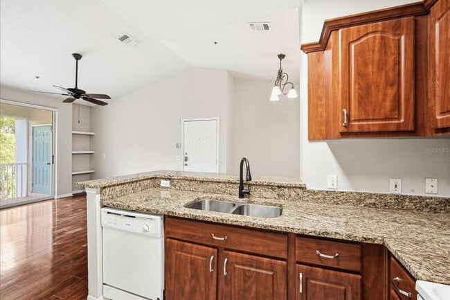 Building Photo - 5703 Legacy Crescent Pl