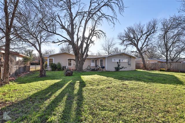 Building Photo - 4042 Benbrook St