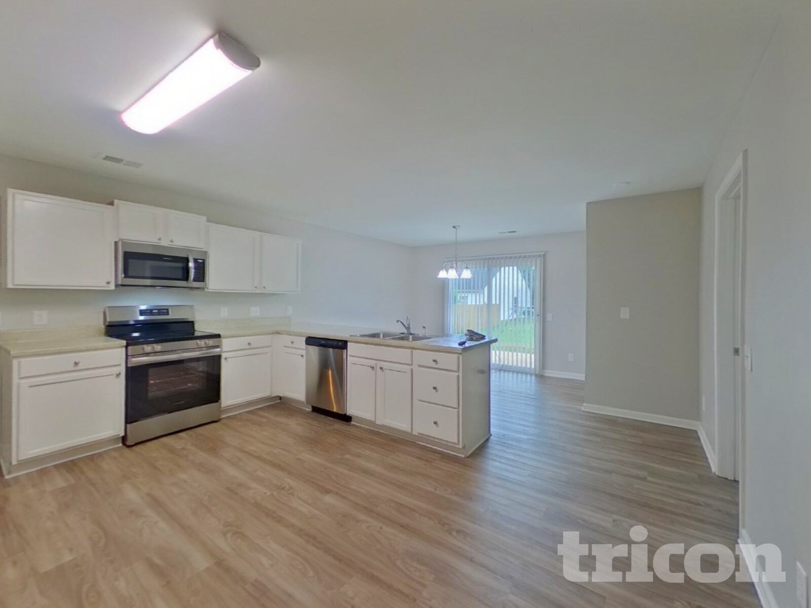 Building Photo - 5411 Peachwood Dr