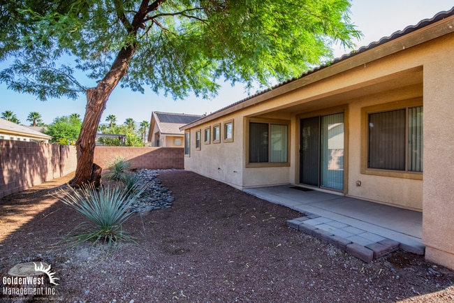 Building Photo - Gorgeous 3Bdm + Den 3Ba Home near Aliante ...