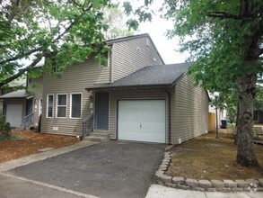 Building Photo - 455 Van Duyn St