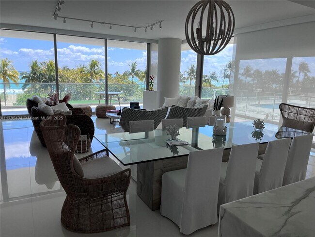 Building Photo - 10201 Collins Ave