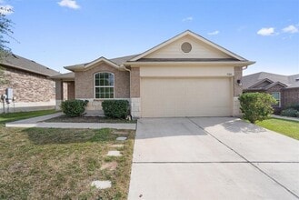 Building Photo - 5905 Montrelia Dr