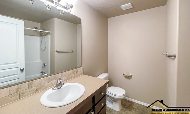 Building Photo - Move in special! 1/2 off first month's ren...