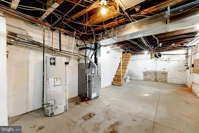Building Photo - 2623 Sepviva St