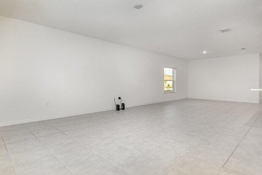 Building Photo - 176 Citrine Loop