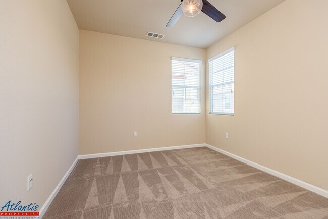 Building Photo - Beautiful Home | Central A/C | E.V. Charger