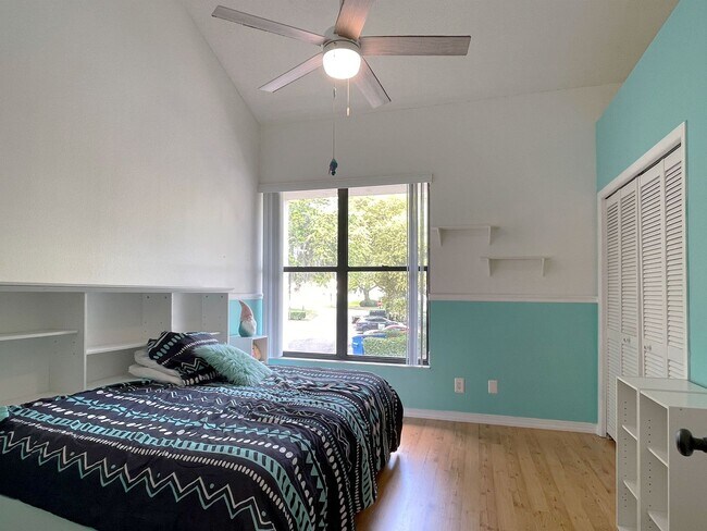 Building Photo - Two-Bedroom Condo in Winterset Community