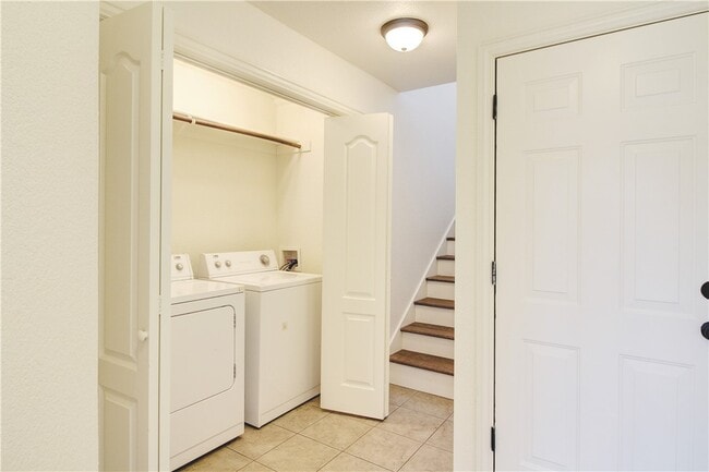 Building Photo - 763 W Sandy Beach Ln