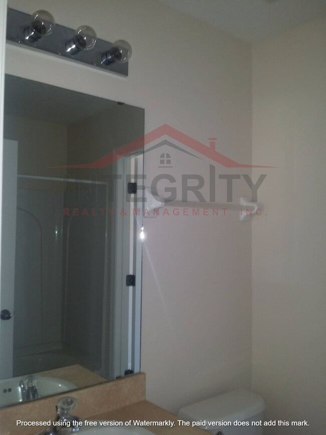 Building Photo - 3bed/2.5bath townhome in Jacksonville FL