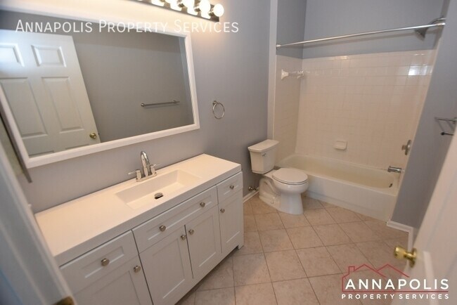 Building Photo - 315 Eagles Landing Ct